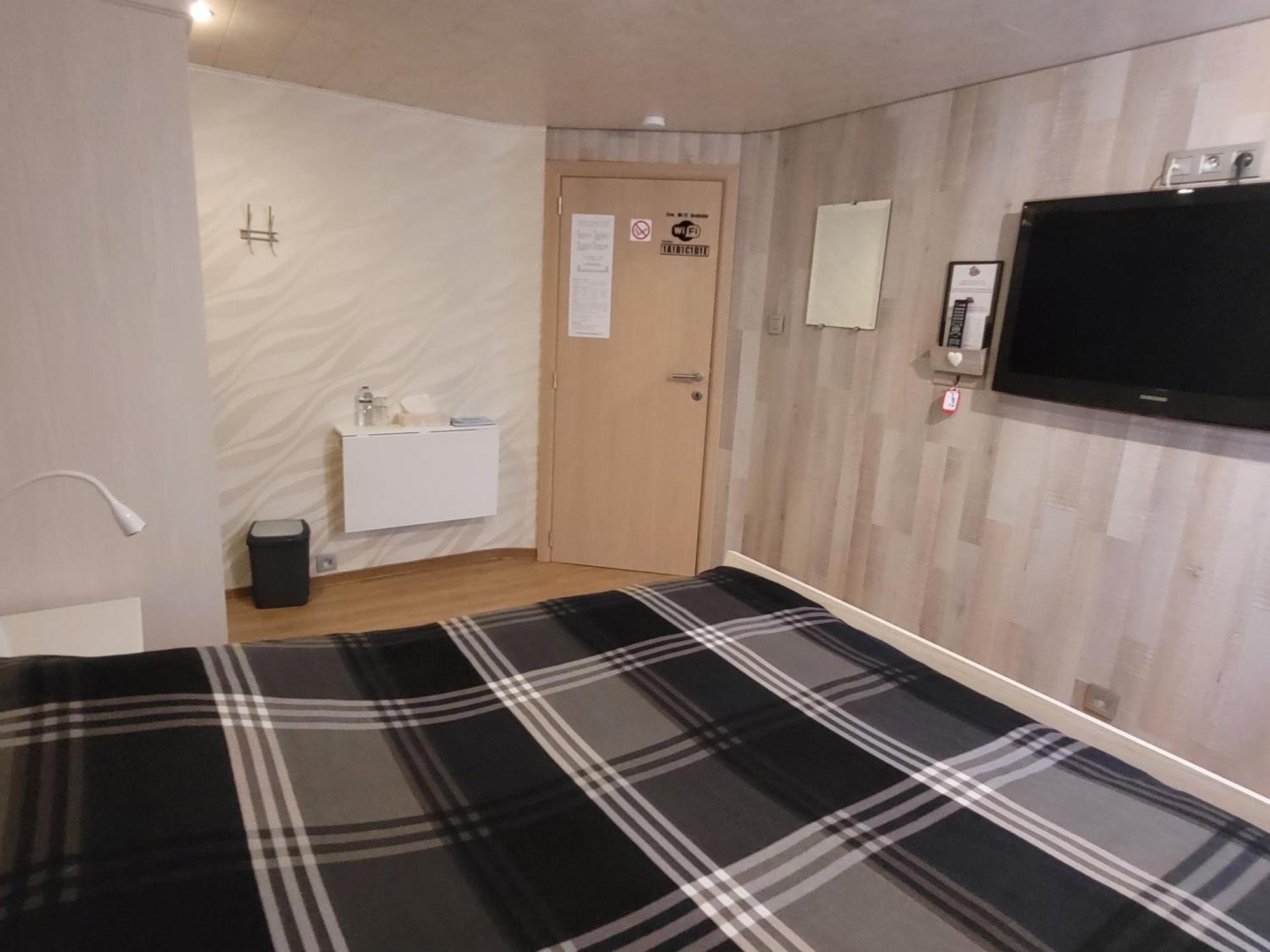 B&B Jo - Li Diepenbeek Ngoại thất bức ảnh