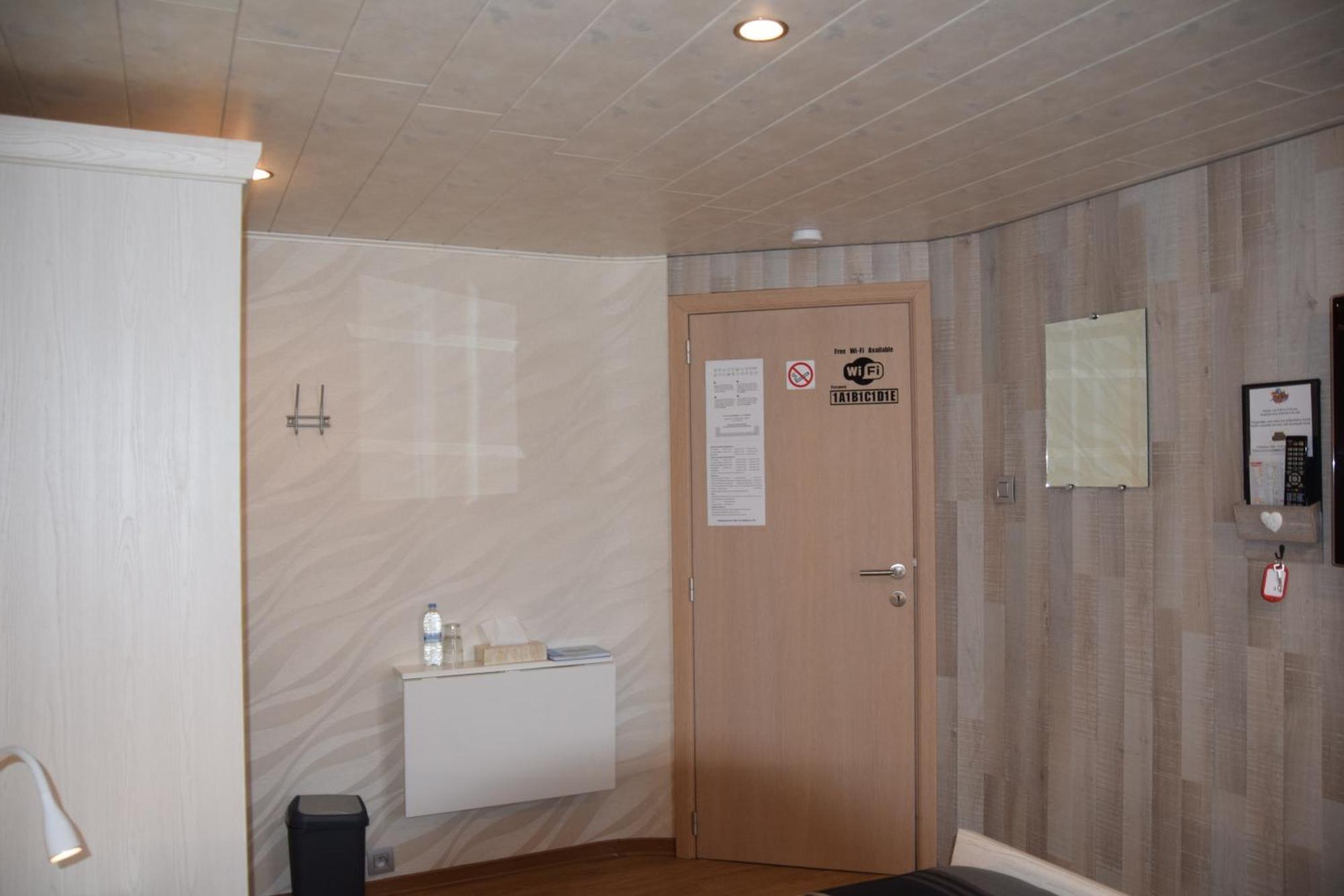 B&B Jo - Li Diepenbeek Ngoại thất bức ảnh